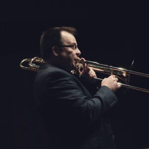 andy-baker-SQ