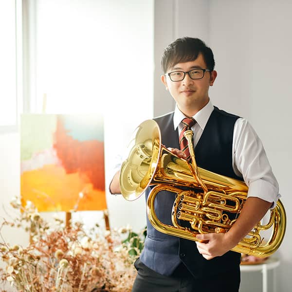 Yu-Han Yang